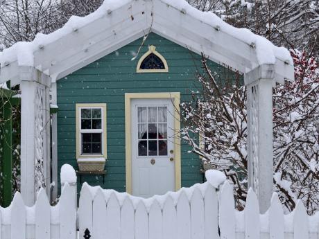 outside of house snow 